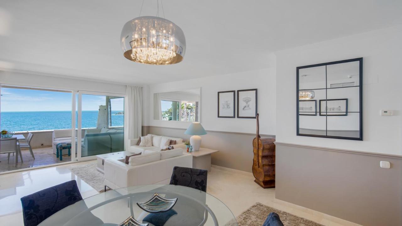 Beach-Line Apartment With 3 Bedrooms In เอสเตโปนา ภายนอก รูปภาพ